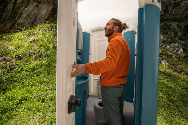 Best Porta potty rental near me  in North Fond Du Lac, WI
